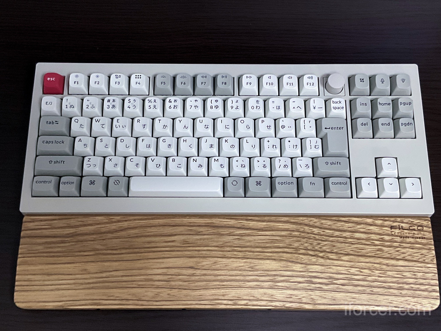 [期待を裏切らない完成度]Keychron V3 Max Retro 1ヶ月使用レビュー＆スイッチ検証 | iForcer